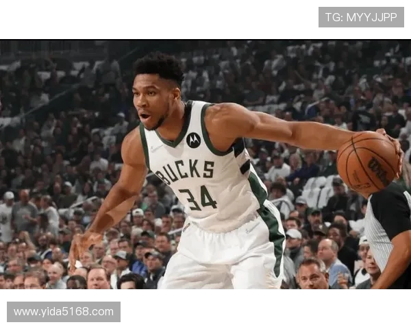 火箭队与雄鹿的精彩对决：全场直播解析及赛后复盘